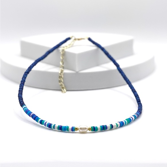 NEW….. Heishi Beaded with Genuine Freshwater Pearl Necklace - Picture 7 of 12